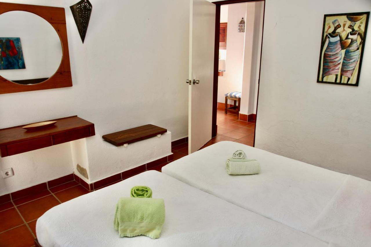 Villa Jacaranda - 550M From The Beach - Free Wifi - By Bedzy Albufeira Esterno foto