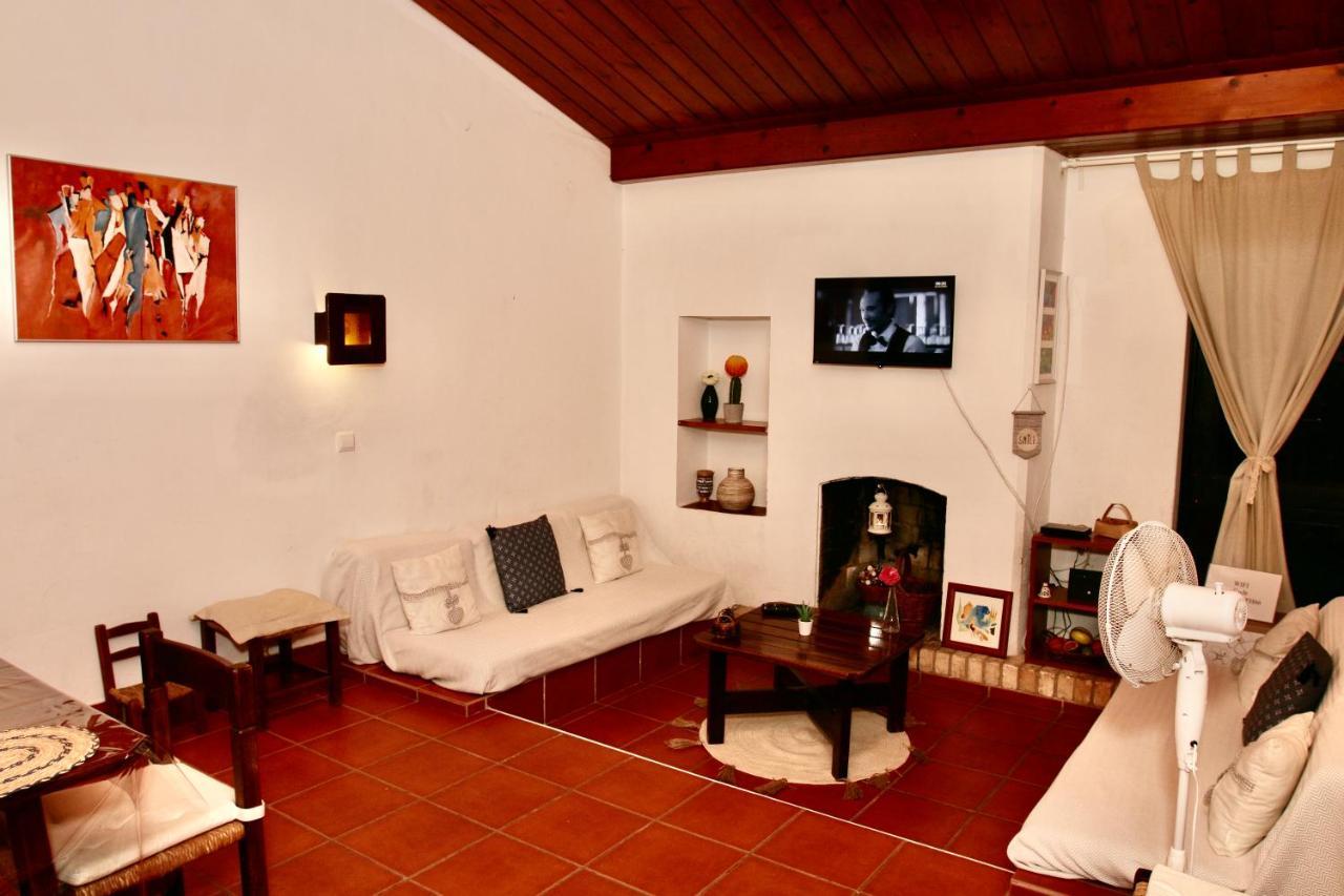 Villa Jacaranda - 550M From The Beach - Free Wifi - By Bedzy Albufeira Esterno foto