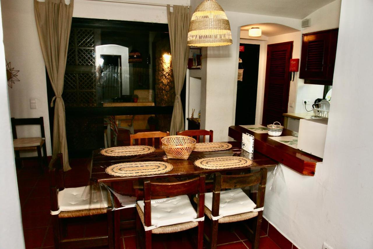 Villa Jacaranda - 550M From The Beach - Free Wifi - By Bedzy Albufeira Esterno foto
