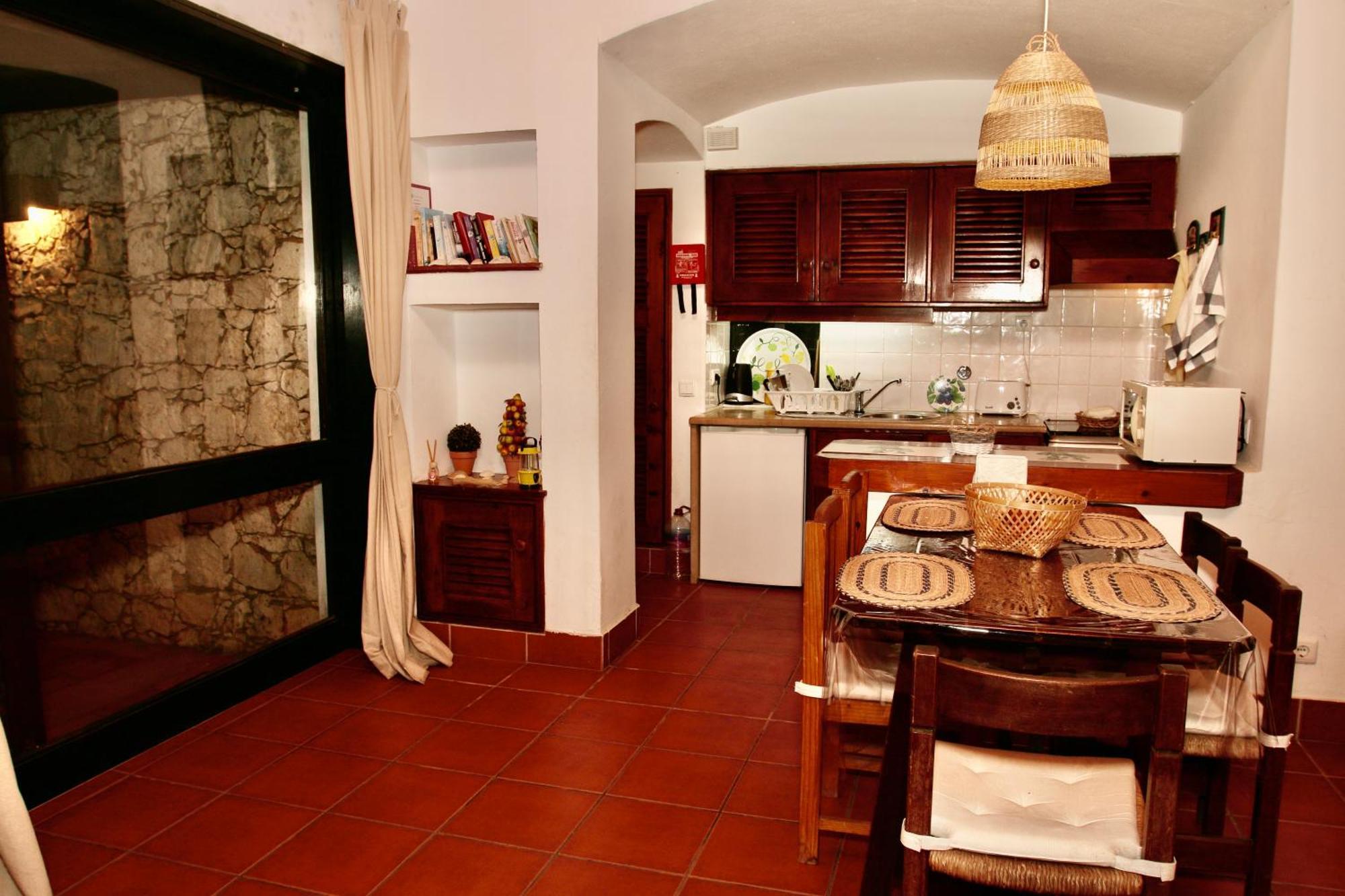Villa Jacaranda - 550M From The Beach - Free Wifi - By Bedzy Albufeira Esterno foto