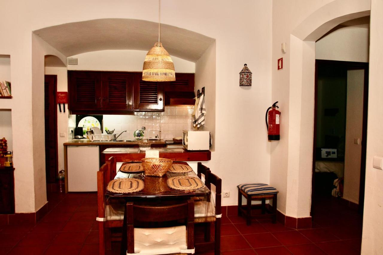 Villa Jacaranda - 550M From The Beach - Free Wifi - By Bedzy Albufeira Esterno foto
